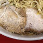 ラーメン二郎 - 豚2枚 旨い