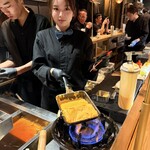 キツネ日和 - 可愛いお姉さんが焼いてくれてます