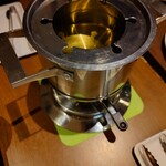 湯島天神横ラクレットグリル チーズ料理＆スイスワインのお店 - フォンデュブルギニョン