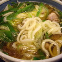 八起庵 丸太町本店 - 鴨なんば(細丸うどん使用)。