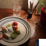 ボロ家カフェ プチャリ