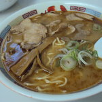 蜂屋 - 醤油ラーメン（普通）