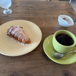 パスタ&アラゴスタ ハレルヤ - 料理写真:アラゴスタ リッチミルクカスタードSET 税込840円（R7.4時点）