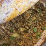 南インド料理 レジナ - 基本的にはキーマの味が強いのですが、エッグが厚めのところは良い塩梅の味わいが楽しめました♪