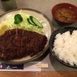 味のとんかつ 丸一 - 上ロースかつ定食