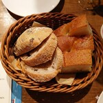 ワインの酒場。ディプント 池袋東口店 - 