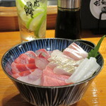 魚虎 - 海鮮丼(小)