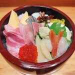 品川駅前すし処　藤寿司 - 特上ちらし3000円