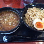 井桁屋 - つけ麺に煮卵