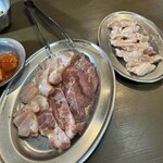 ホルモン ここから - 