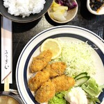 お食事処 あめみや - カキフライ定食　ご飯半分　1700円