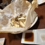 広島 わなり - キノコの塩焼き（ポン酢・藻塩）