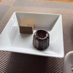 デュ・ヴァン・ハッシシ - 