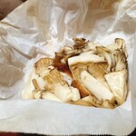 広島 わなり - キノコの塩焼き（エリンギ・椎茸・舞茸）