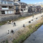 豆腐料理とおばんざい まるたけえびす豆八 京都 先斗町 - 