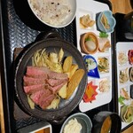 窯焼和牛ステーキと京のおばんざい 市場小路 - 