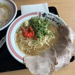 幸ちゃんラーメン - 料理写真: