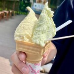 富良野チーズ工房 アイスミルク工房 - 