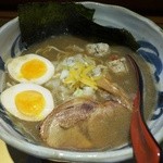 麺屋 音 - 特製煮干しそば(しょう油)990円