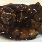 上海小吃 - 糖酷小排(スペアリブの甘酢煮)　800円