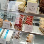 パティスリー イル・プルー・シュル・ラ・セーヌ - 