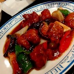 一品香 - 料理写真:食べやすい特製酢豚☆盛り盛りです☆