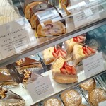 パティスリー イル・プルー・シュル・ラ・セーヌ - 