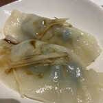 ぎょうざ屋 たかく - えびニラ水餃子