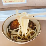 中央軒 鳥栖駅店 - 麺上げ。コシが少なくて、とても食べやすいです。
