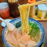 博多とんこつ 天神旗 - 本博多Lightバリカタにんにく