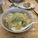 ぎょうざの満洲 - 