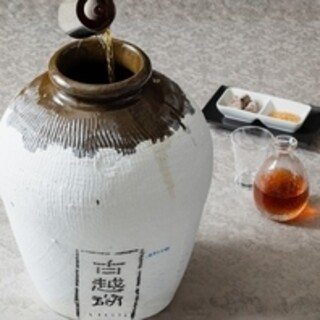 紹興酒やノンアルコールドリンクなど、種類豊富に取り揃えております。