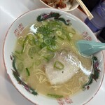18ラーメン 大土居店 - ラーメン（¥320-）