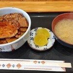 ぶた丼のとん田 - 