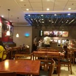 MAX's RESTAURANT - 店内はファミレスなので広々！