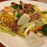 MAX's RESTAURANT - こちらも名物Pancit Canton！