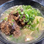 平良商店 - 軟骨そーきそば950円