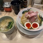 つけめん金龍 - 