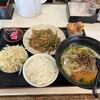 明明 麺飯食堂 - 青椒肉絲定食に豚骨台湾ラーメン