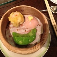 中国料理 桃李 - 香港一級点心師手作り飲茶3種盛り
