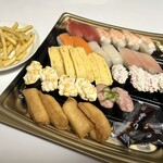 無添くら寿司 - 料理写真:くらお得セット、フライドポテト、ミニコロチキン