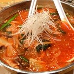 炭火ＤＥ焼肉牛牛 - 温麺