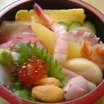 かもめ寿し - 竹ちらし　2,970円