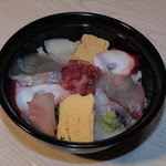 かもめ寿し - ランチちらし　880円