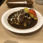 すぷーん 国分寺店 - ・やわらか牛タンカレー　1,300円
                                ・（トッピング）野菜　400円