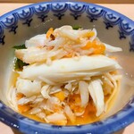 鮨　いの - 渡り蟹と渡り蟹の内子。呑み過ぎるやつ。