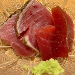 すしやのたい悟 - めじ鮪赤身さんと中トロ藁焼さんでーす。③