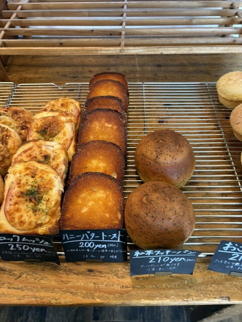 その他  BAKERY KEIZO bakery （ケイゾーベーカリー） - 今宿/パン | 食べログ