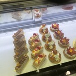 ピエール・エルメ・パリ 伊勢丹新宿 - 