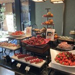 Kati - いちごとストロベリースィーツビュッフェ